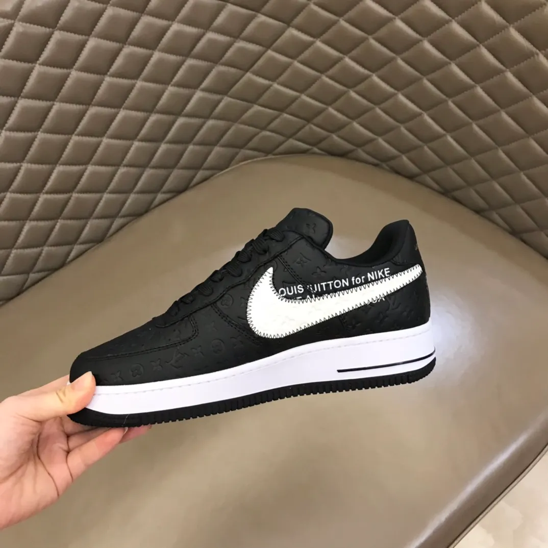 Men's shoes 💰p440 "*OUIS *UITTO*" x OFF-WHITE x Nike tripartite collaboration! Trendy and cool men's casual sports shoes with unrivaled color matching. The design idea basically continues the style of THE TEN. The Swoosh line and tongue label have a very familiar visual effect and are both fashionable and trendy! A must-have for fashionistas! The effect on your feet is absolutely stunning! Size: 38-45